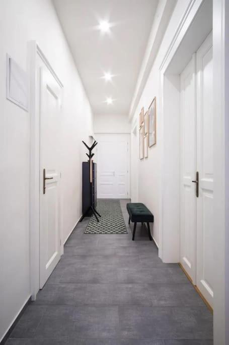 Helen Homestay Prague Palmovka Εξωτερικό φωτογραφία